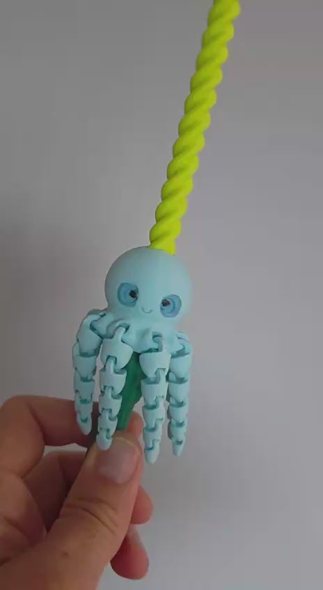 Spinning magic octopus wand